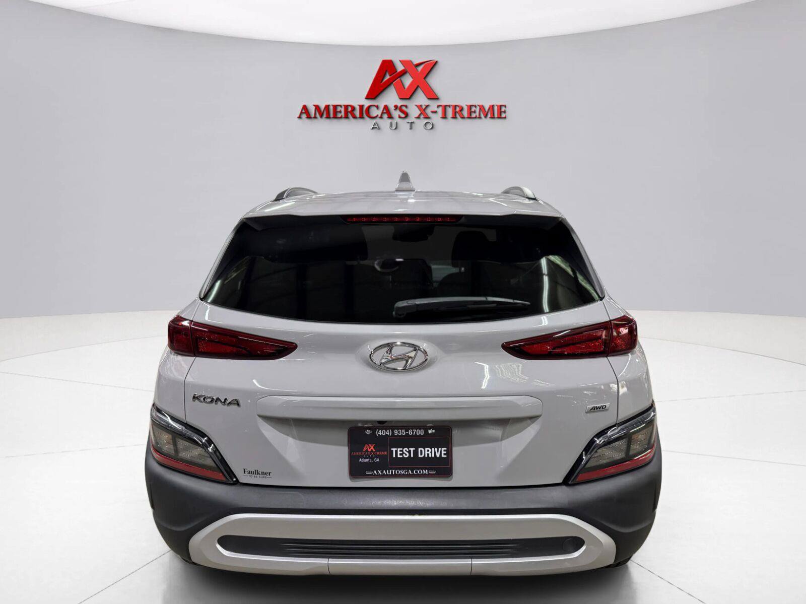 Used 2022 Hyundai Kona SEL AWD/4WD image 7