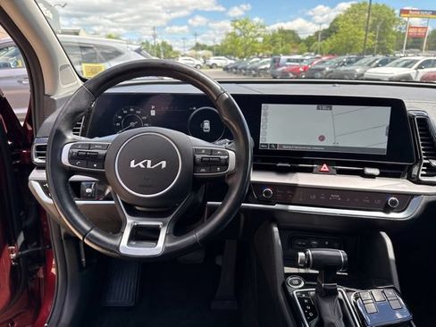 Used 2023 Kia Sportage SX AWD/4WD image 7