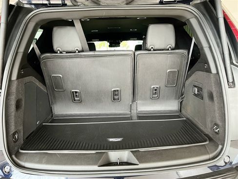 Used 2022 Cadillac Escalade Luxury w/ LPO, Floor Liner Package image 28