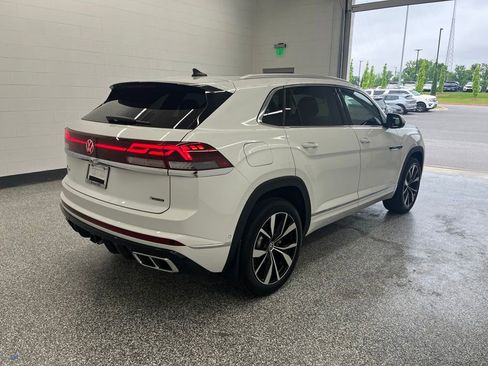 New 2026 Volkswagen Atlas Cross Sport SEL Premium R-Line AWD/4WD image 7