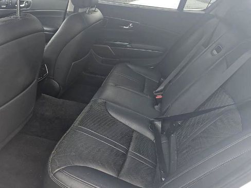 Used 2017 Kia K900 Premium RWD image 9