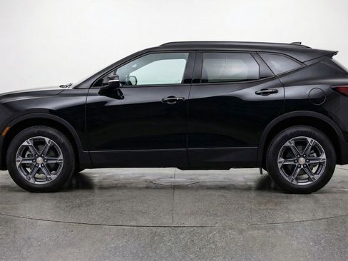 Used 2025 Chevrolet Blazer LT image 5