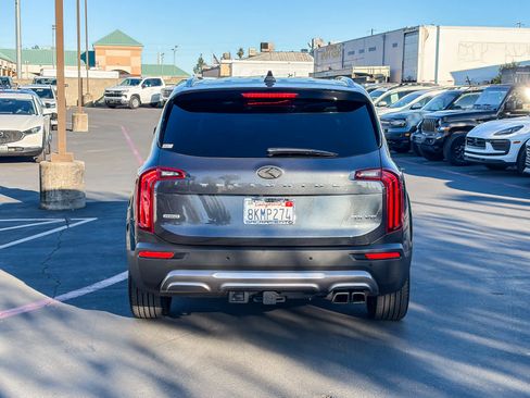 Used 2020 Kia Telluride SX image 3