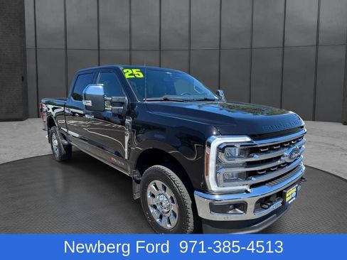 Used 2025 Ford F350 King Ranch AWD/4WD image 3