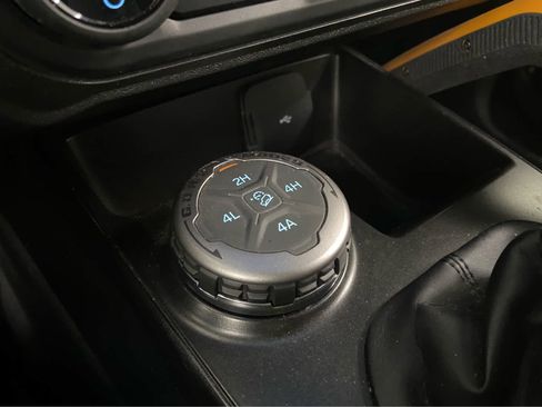 Used 2021 Ford Bronco Badlands image 33