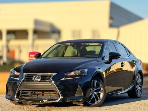 Used 2020 Lexus IS 300 F Sport image 2