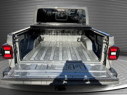 Used 2021 Jeep Gladiator Rubicon image 7