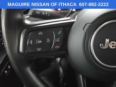 Used 2019 Jeep Wrangler Sport AWD/4WD image 18