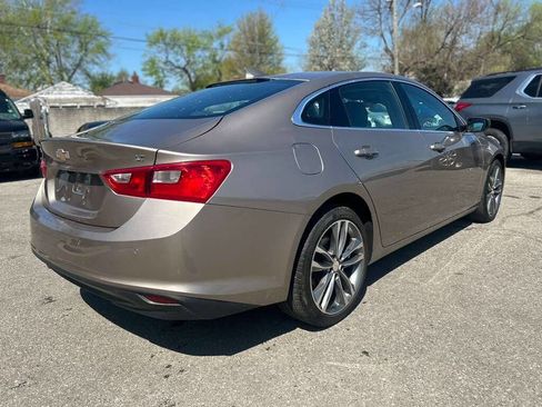 Used 2025 Chevrolet Malibu LT FWD image 5