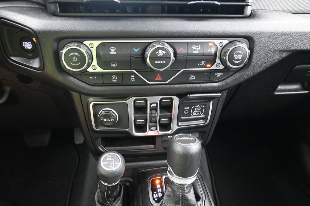 New 2026 Jeep Gladiator Sport AWD/4WD image 17