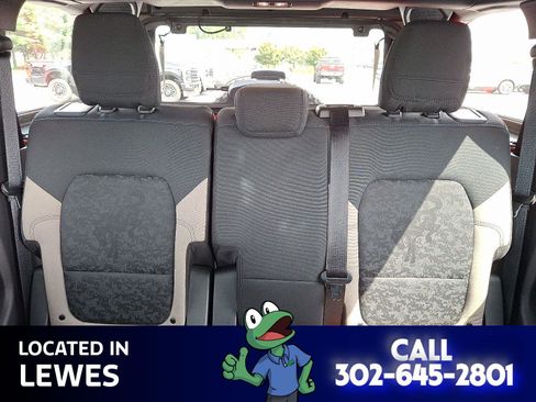 Used 2023 Ford Bronco Wildtrak image 19