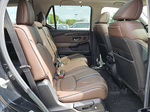 Certified 2024 Honda Pilot Elite image 14
