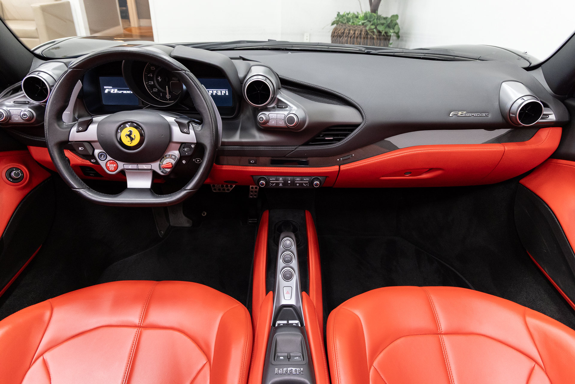 Used 2021 Ferrari F8 Tributo RWD image 5