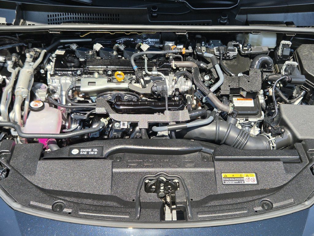 Used 2026 Toyota Prius Plug-In Hybrid FWD image 30