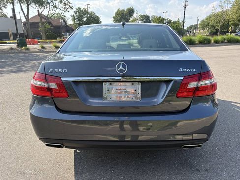Used 2010 Mercedes-Benz E 350 4MATIC Sedan image 11