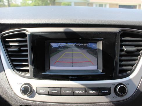 Used 2019 Hyundai Accent SE FWD image 23