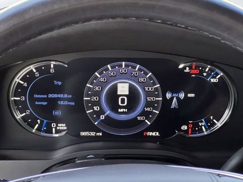 Used 2018 Cadillac Escalade Platinum image 14