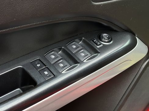 Used 2018 Chevrolet Colorado ZR2 AWD/4WD image 24