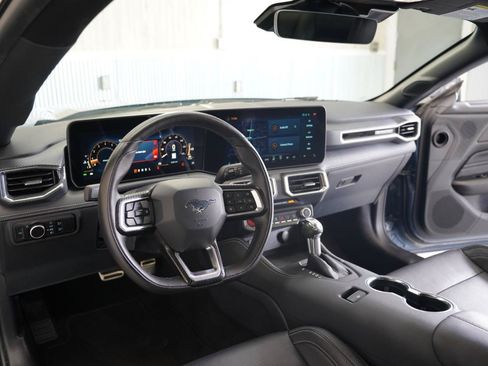 Used 2025 Ford Mustang Premium RWD image 11