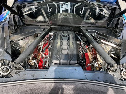 Used 2021 Chevrolet Corvette Stingray Preferred Cpe w/ Battery Protection Package RWD image 9