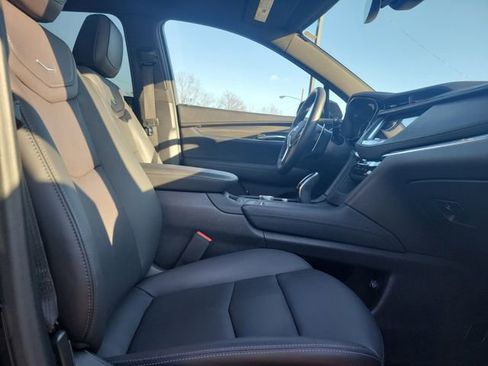 Certified 2022 Cadillac XT5 Sportv AWD/4WD image 34