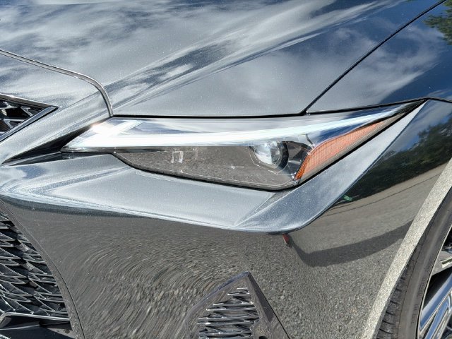 Used 2025 Lexus IS 350 F Sport w/ Accessory Package RWD image 9