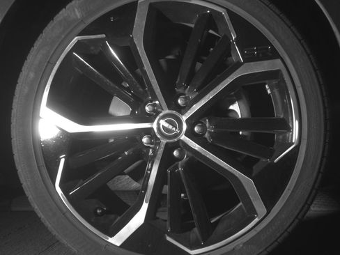 Used 2025 Nissan Altima 2.5 SV FWD image 13
