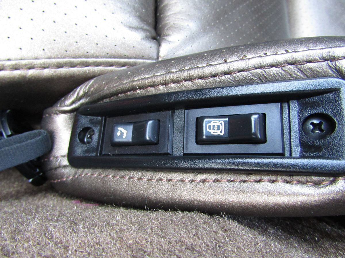 Used 1985 Chevrolet Corvette Coupe RWD image 7