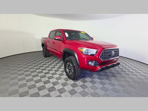 Used 2018 Toyota Tacoma TRD Off-Road AWD/4WD image 51