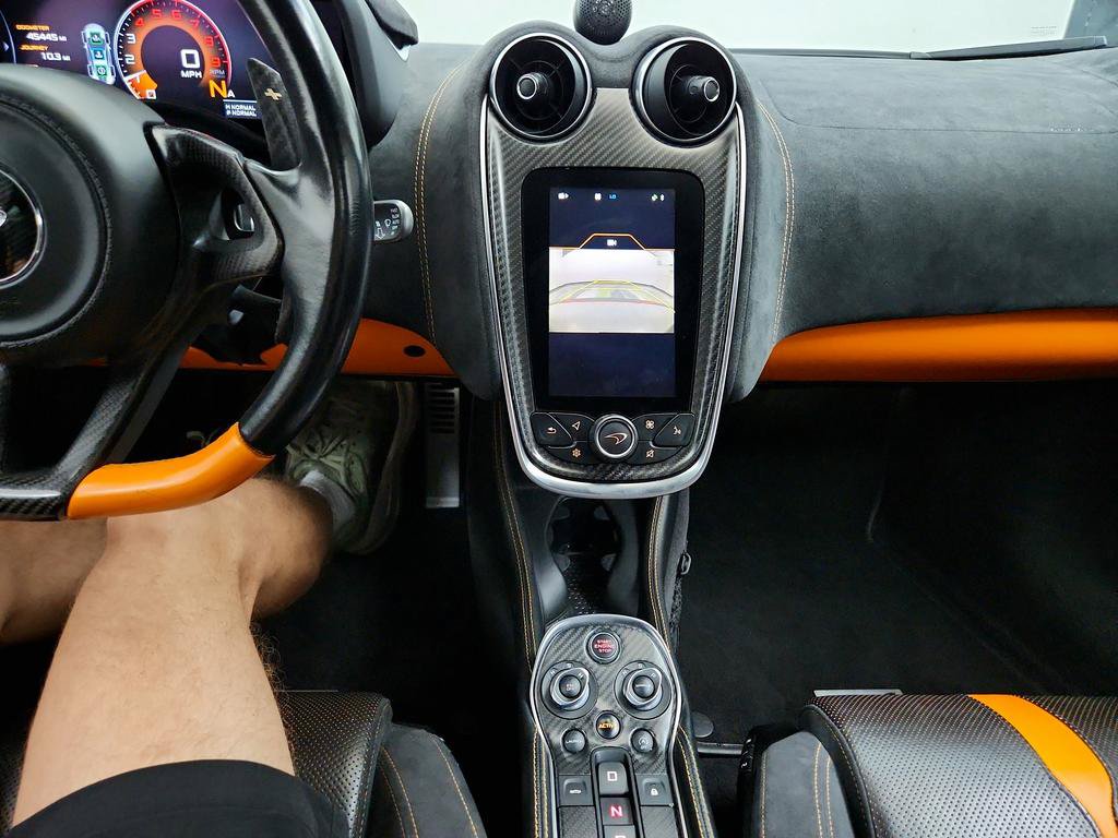 Used 2017 McLaren 570S Coupe RWD image 20