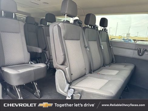 Used 2023 Ford Transit 350 XLT image 9