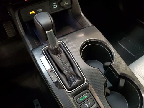 Certified 2023 Honda Civic EX image 9