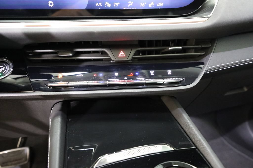 Certified 2024 Buick Envision Sport Touring AWD/4WD image 28