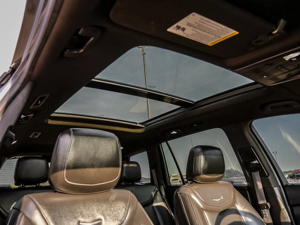 Used 2022 Cadillac XT6 Premium Luxury FWD image 18