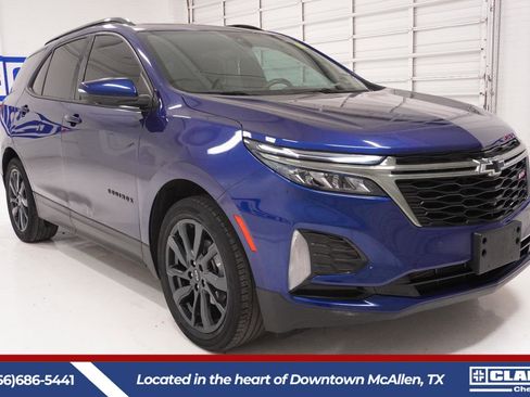 Used 2023 Chevrolet Equinox RS w/ RS Leather Package image 3