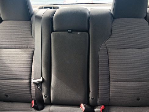 Used 2017 Ford Taurus SEL w/ Equipment Group 201A image 14