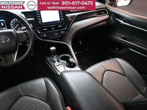 Used 2023 Toyota Camry SE FWD image 10