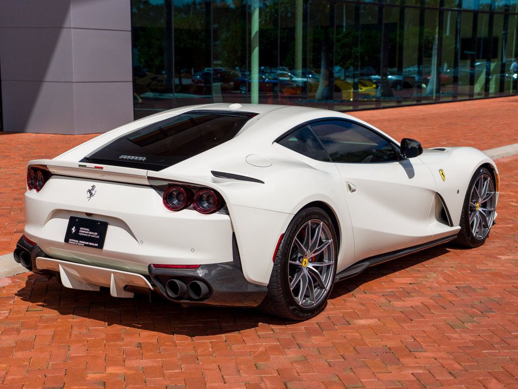 Used 2019 Ferrari 812 Superfast RWD image 18