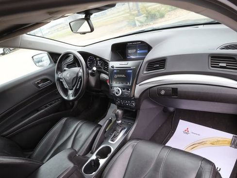 Used 2020 Acura ILX FWD image 11