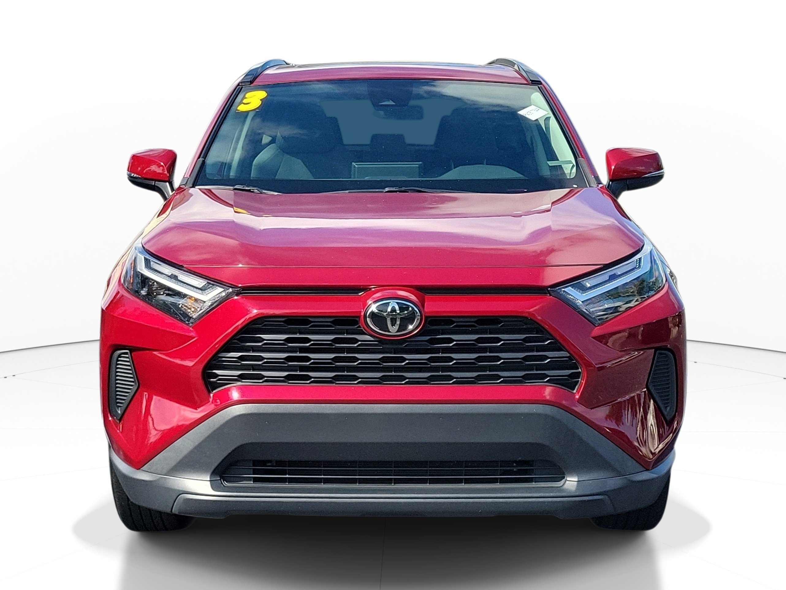 Used 2023 Toyota RAV4 XLE w/ Convenience Package FWD image 2