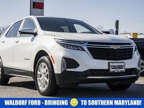 Used 2022 Chevrolet Equinox LT image 1