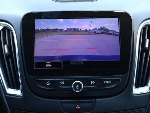 Used 2022 Chevrolet Malibu Premier FWD image 28