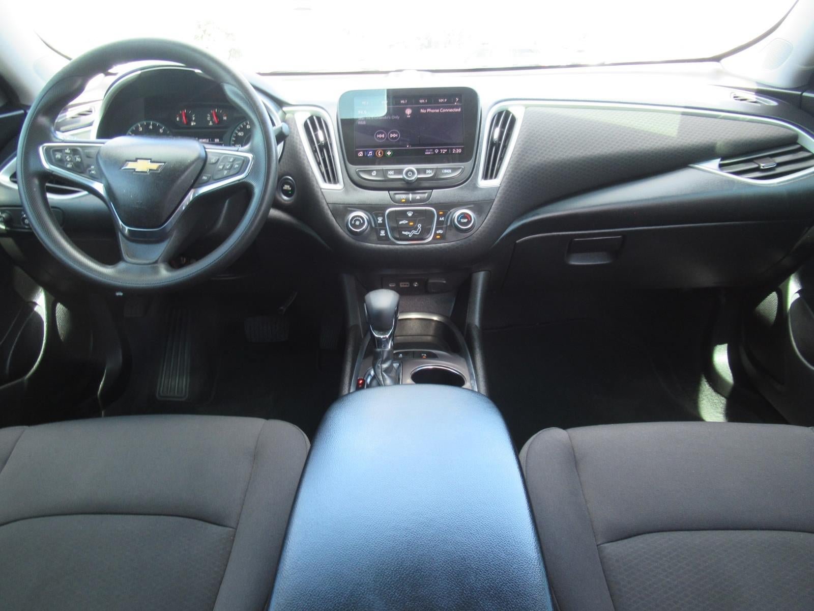 Used 2021 Chevrolet Malibu LS FWD image 13