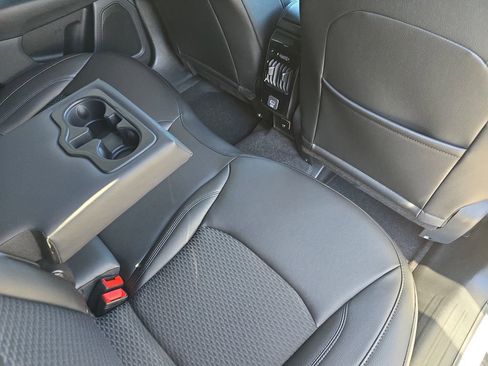 New 2026 Jeep Compass Latitude image 12