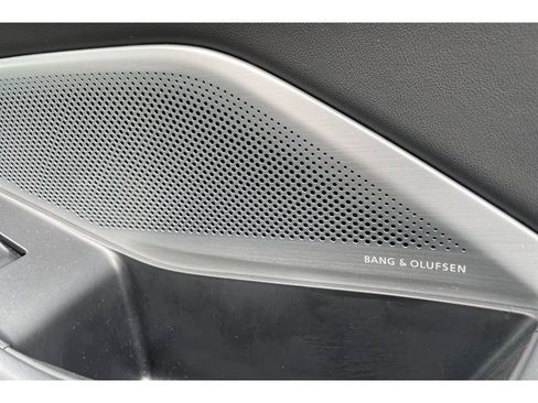 Certified 2025 Acura MDX w/Technology Package image 46