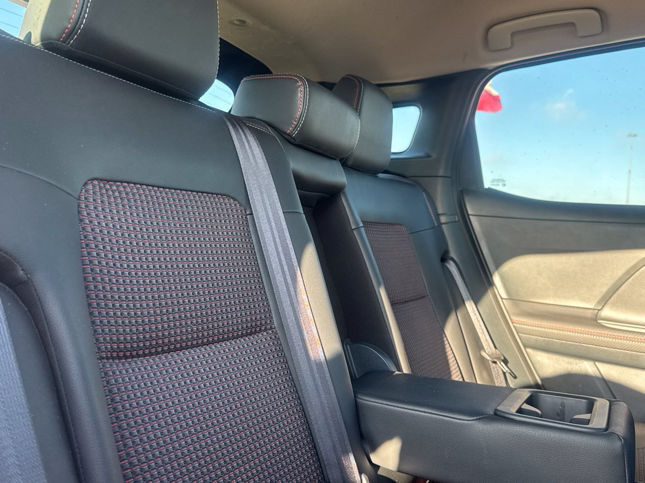 Certified 2025 Nissan Kicks SR FWD image 39