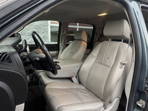 Used 2009 Chevrolet Silverado 1500 LT w/ Power Pack Plus image 11