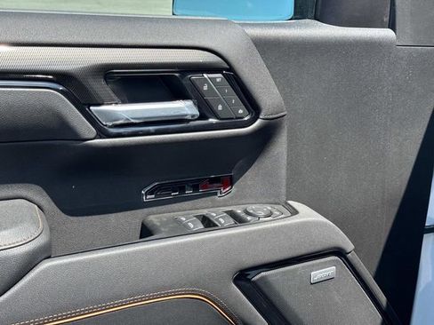 New 2026 GMC Sierra 1500 AT4 w/ AT4 Premium Package AWD/4WD image 23