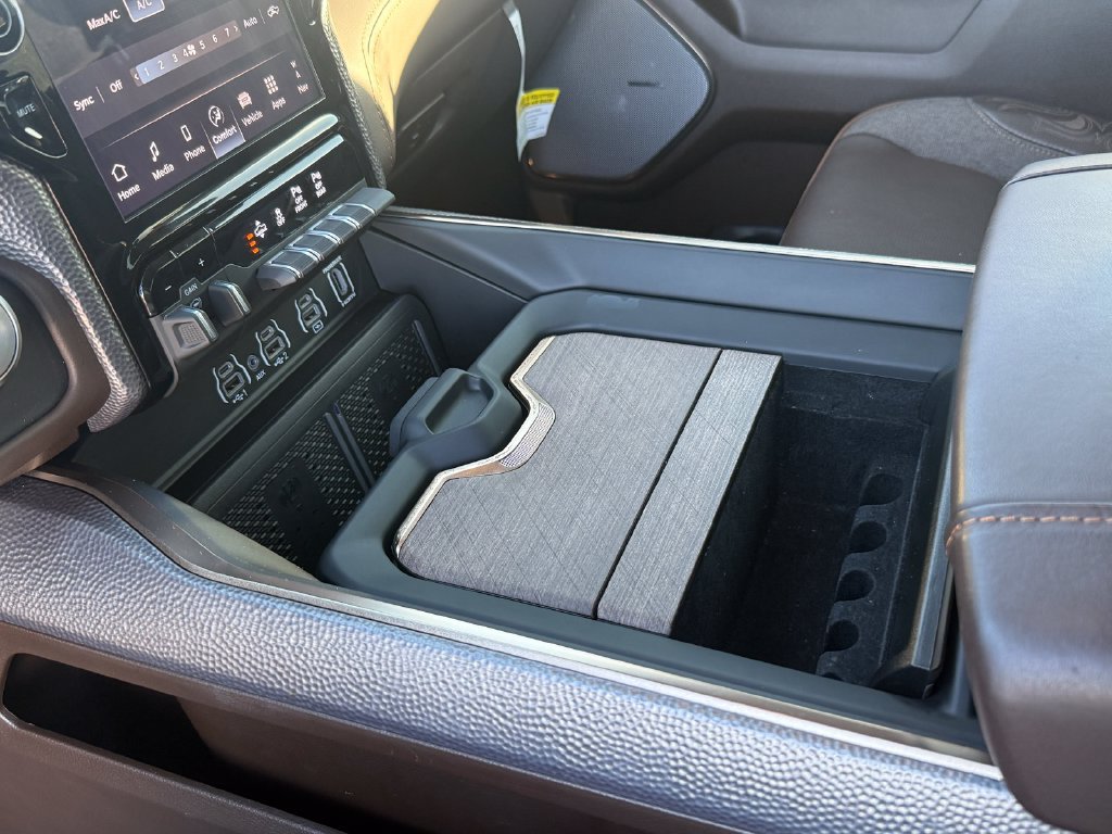 Used 2026 RAM 1500 Limited AWD/4WD image 18