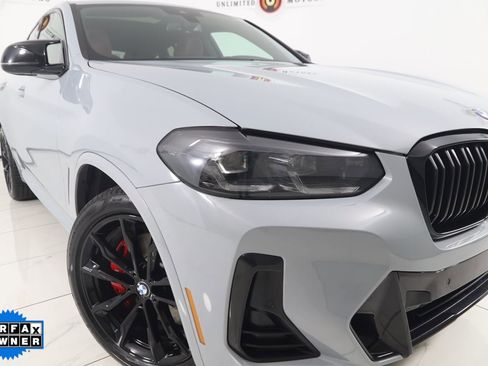 Used 2022 BMW X4 M40i w/ Premium Package image 17